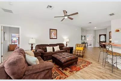 16602 Lazy Breeze Loop, Clermont, FL 34714 - Photo 10