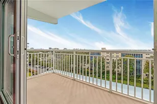 100 Silver Beach Ave, Daytona Beach, FL 32118 - Photo 8