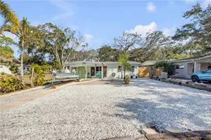 2805 Saxon Dr, New Smyrna Beach, FL 32169 - Photo 42