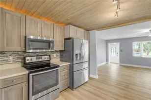 921 E 2nd Ave, New Smyrna Beach, FL 32169 - Photo 16