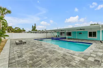921 E 2nd Avenue, New Smyrna Beach, FL 32169 - Photo 4