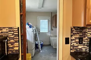 2114 Travelers Palm Dr, Edgewater, FL 32141 - Photo 22