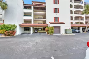 612 Marina Point Dr, Daytona Beach, FL 32114 - Photo 2