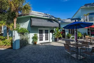 384 Flagler Ave, New Smyrna Beach, FL 32169 - Photo 1