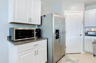 2607 Elmbrooke Wy, Edgewater, FL 32141 - Photo 6
