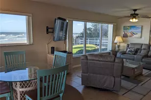 537 N Atlantic Ave, New Smyrna Beach, FL 32169 - Photo 6