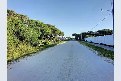 4148 Michigan Avenue, New Smyrna Beach, FL 32169 - Photo 10
