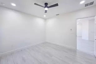 1355 9th Ave, Deland, FL 32724 - Photo 18