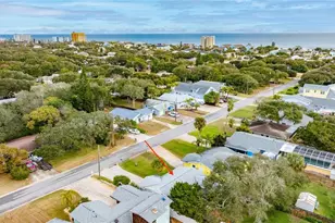 805 E 14th Ave, New Smyrna Beach, FL 32169 - Photo 34