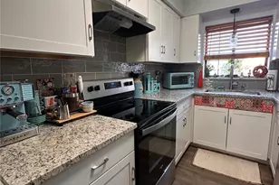 651 Angela Ln, Titusville, FL 32796 - Photo 4