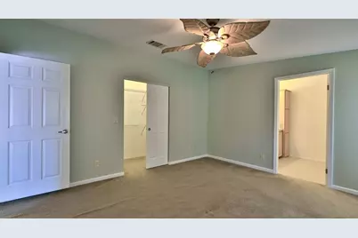 415 Sioux Boulevard, Oak Hill, FL 32759 - Photo 16