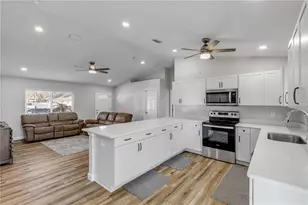 3421 Yule Tree Dr, Edgewater, FL 32141 - Photo 16