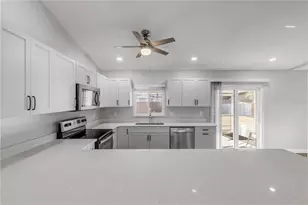 3421 Yule Tree Dr, Edgewater, FL 32141 - Photo 20