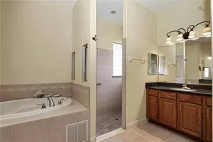 5203 Grove Mnr, Lady Lake, FL 32159 - Photo 22