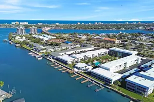 325 N Causeway, New Smyrna Beach, FL 32169 - Photo 1