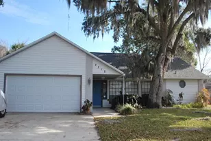 2213 Pine Tree Dr, Edgewater, FL 32141 - Photo 1