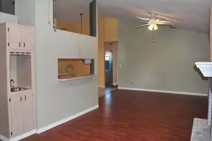 2213 Pine Tree Dr, Edgewater, FL 32141 - Photo 14