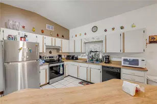 2430 Unity Tree Dr, Edgewater, FL 32141 - Photo 14