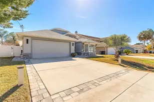 12 Comet Ct, Palm Coast, FL 32137 - Photo 2