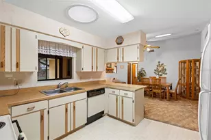 646 Yupon Ave, New Smyrna Beach, FL 32169 - Photo 16