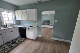 448 Palm St, New Smyrna Beach, FL 32168 - Photo 4