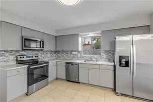 1842 Evergreen Dr, Edgewater, FL 32141 - Photo 8