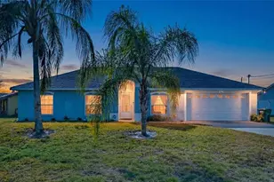 2563 Sheffield Dr, Deltona, FL 32738 - Photo 2