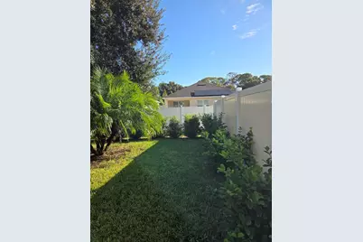 527 Safe Harbor Drive, Edgewater, FL 32141 - Photo 26