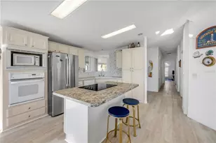 290 Navajo Dr, Oak Hill, FL 32759 - Photo 6