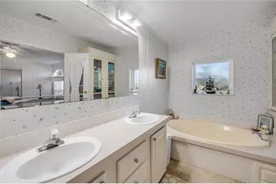 290 Navajo Drive, Oak Hill, FL 32759 - Photo 32