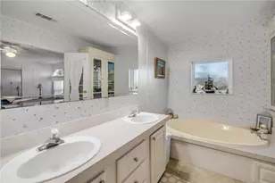 290 Navajo Dr, Oak Hill, FL 32759 - Photo 32