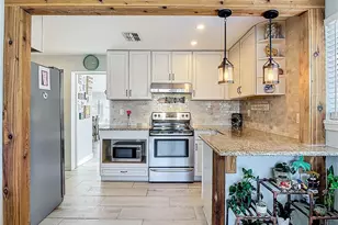 829 E 9th Ave, New Smyrna Beach, FL 32169 - Photo 14