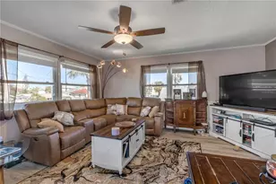 831 E 21st Ave, New Smyrna Beach, FL 32169 - Photo 4