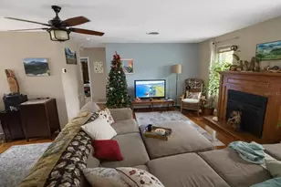 321 Roslyn Ave, New Smyrna Beach, FL 32168 - Photo 2