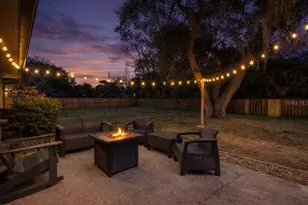 2503 Royal Palm Dr, Edgewater, FL 32141 - Photo 2