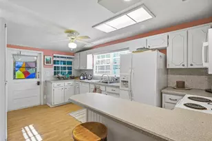 813 E 11th Ave, New Smyrna Beach, FL 32169 - Photo 34