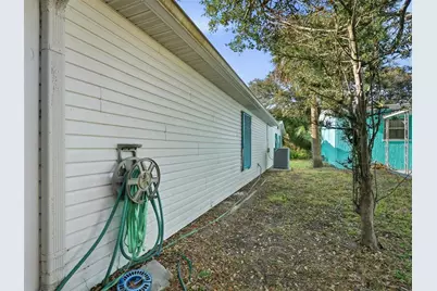 813 E 11th Avenue, New Smyrna Beach, FL 32169 - Photo 56