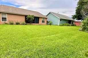 790 Pine Shores Cir, New Smyrna Beach, FL 32168 - Photo 16