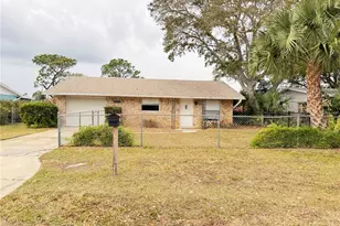 622 Goodwin Ave, New Smyrna Beach, FL 32169 - Photo 1