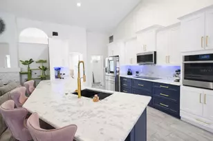 731 Breezy Oak Ct, Deland, FL 32724 - Photo 4