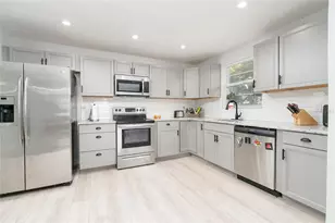 743 Knollview Blvd, Ormond Beach, FL 32174 - Photo 4