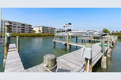 552 S Peninsula Avenue, New Smyrna Beach, FL 32169 - Photo 8