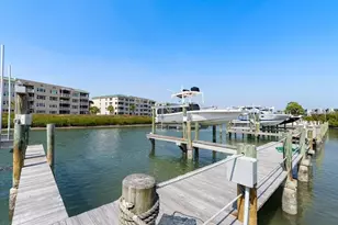 552 S Peninsula Ave, New Smyrna Beach, FL 32169 - Photo 8