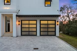 552 S Peninsula Ave, New Smyrna Beach, FL 32169 - Photo 2