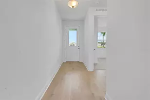 1018 Swamp Chestnut Loop, Lady Lake, FL 32159 - Photo 8