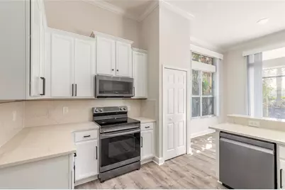 452 Venetian Villa Drive, New Smyrna Beach, FL 32168 - Photo 8