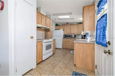 810 N Navigators Way, Edgewater, FL 32141 - Photo 10
