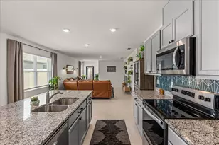 3497 Ft Mellon Ln, Sanford, FL 32773 - Photo 8