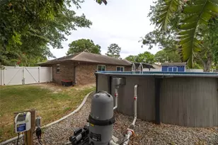 966 Bramble Bush Cir W, Port Orange, FL 32127 - Photo 22