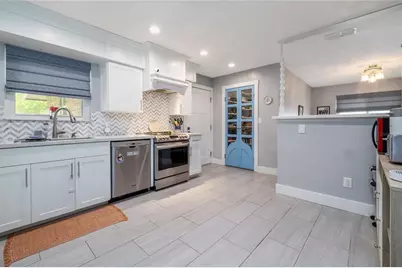 966 Bramble Bush Circle W, Port Orange, FL 32127 - Photo 8